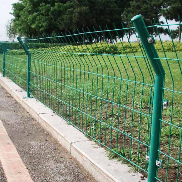 雙邊絲護欄網(wǎng)施工案例圖片1