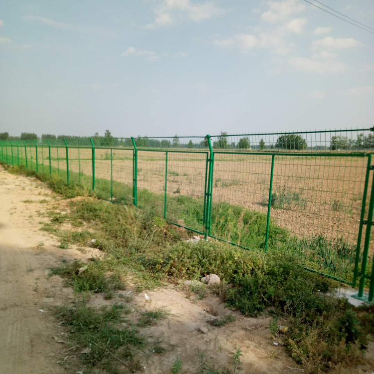 高速公路護欄網圖片2